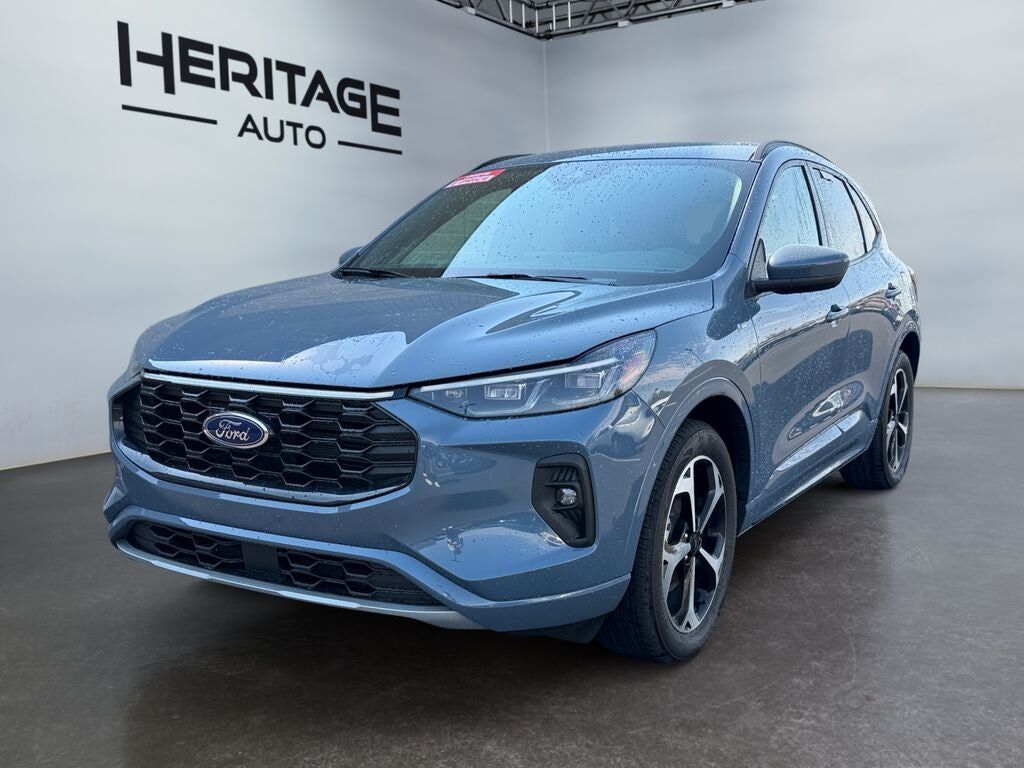 2025 FORD Escape