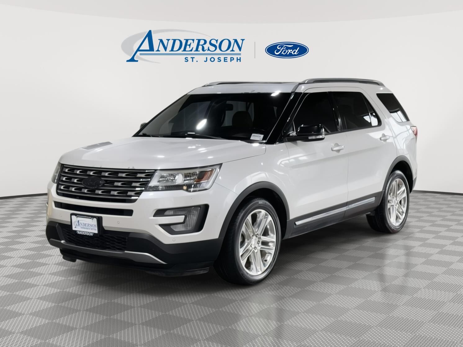 2017 FORD Explorer