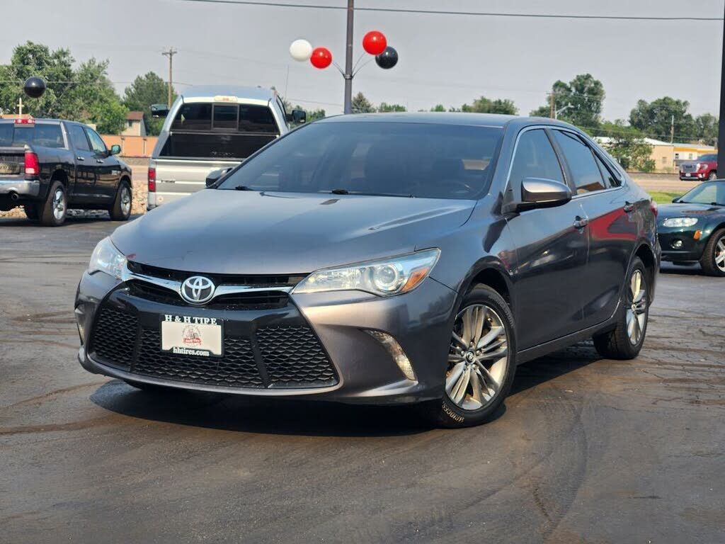2017 TOYOTA Camry