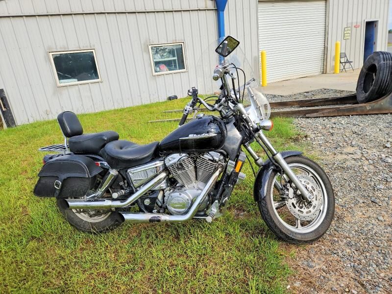 2006 HONDA VT1100C