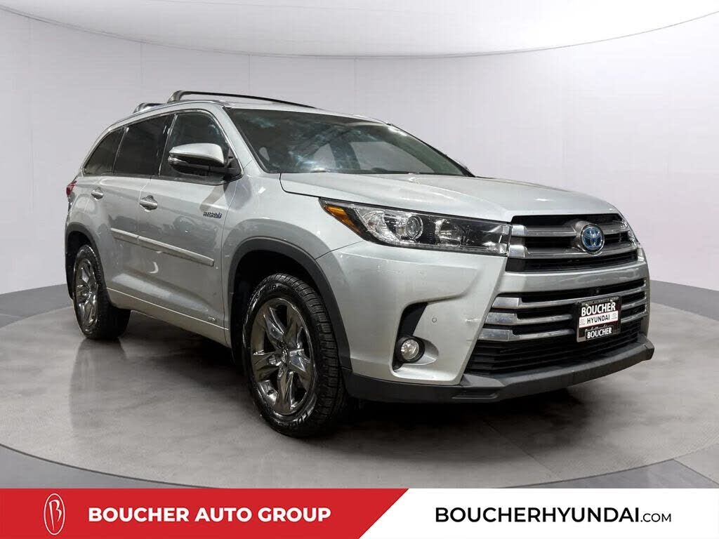 2017 TOYOTA Highlander