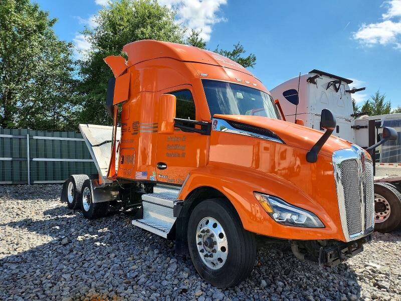 2024 KENWORTH T680
