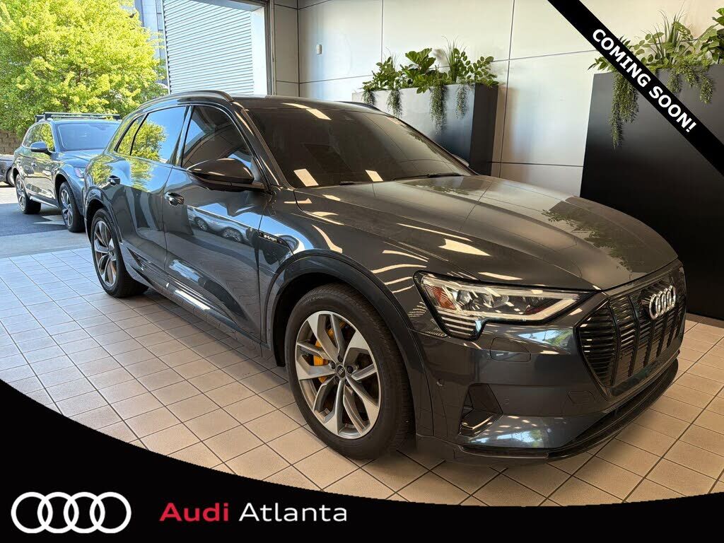 2021 AUDI e-tron