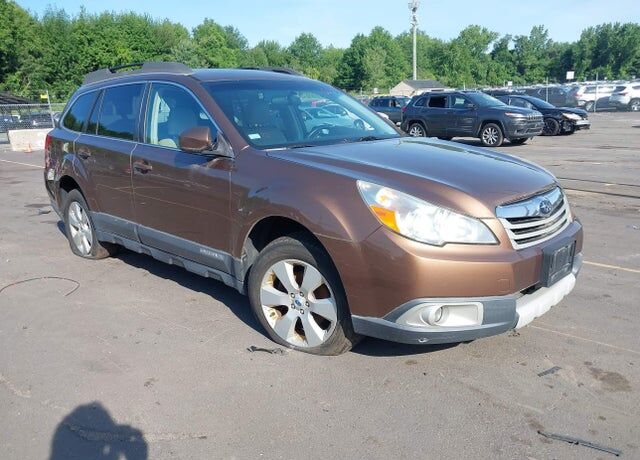 2012 SUBARU Outback