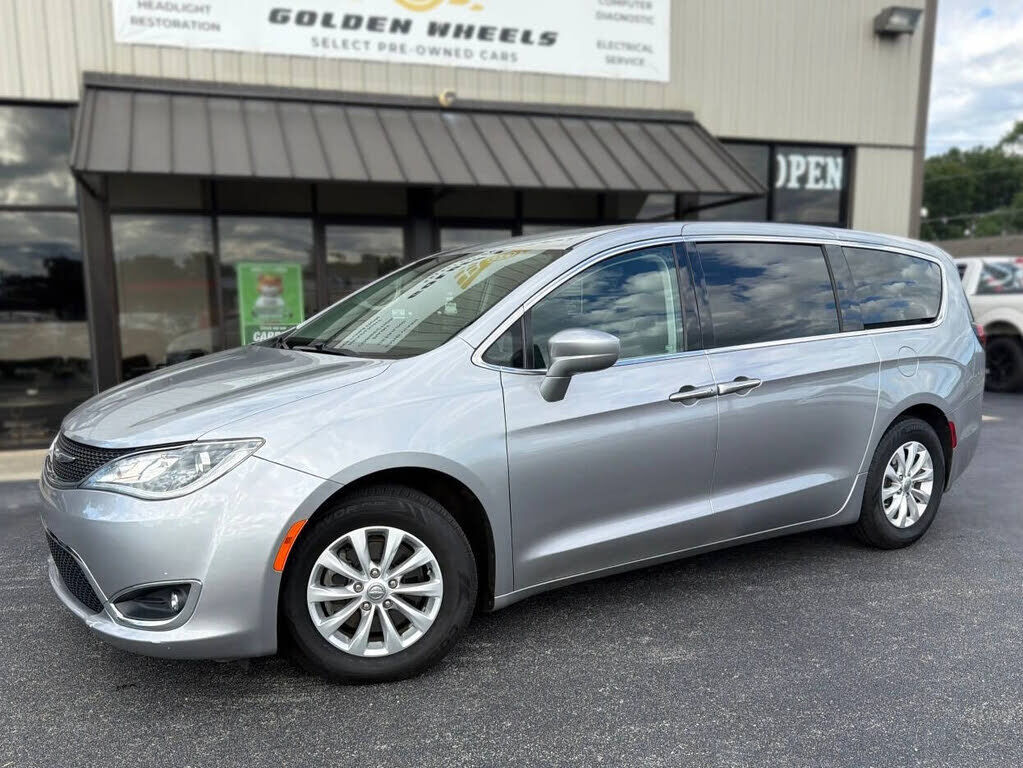 2018 CHRYSLER Pacifica