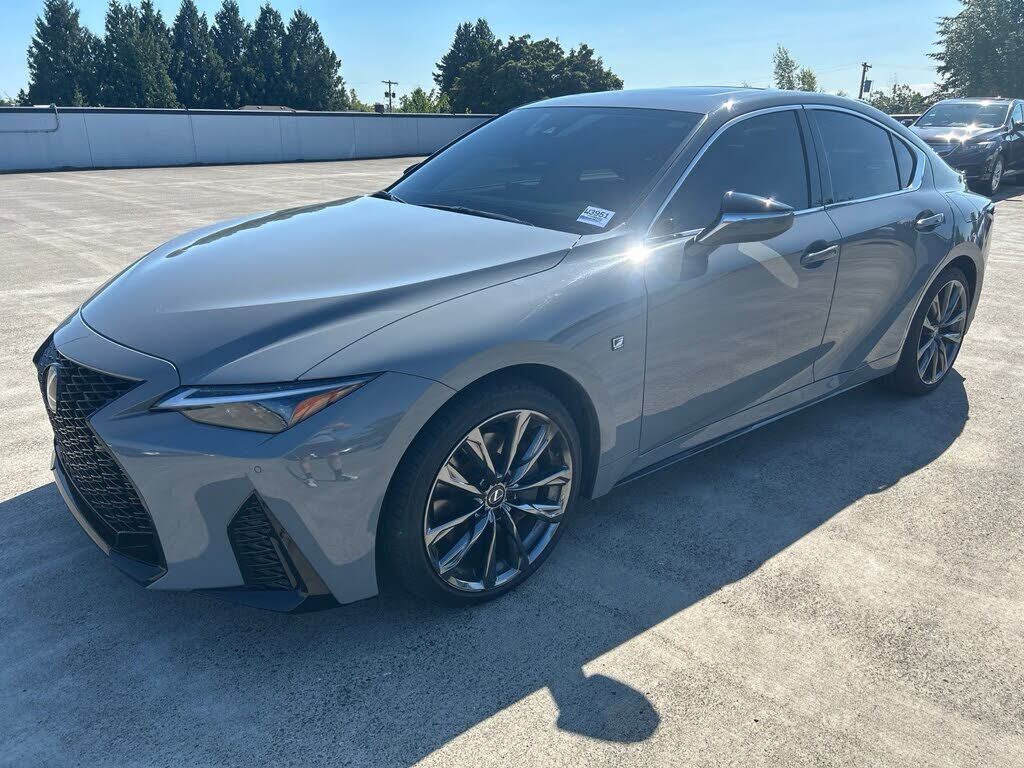 2024 LEXUS IS