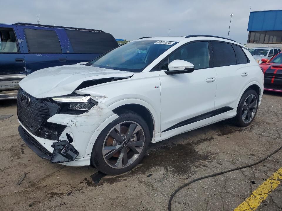 2024 AUDI Q4