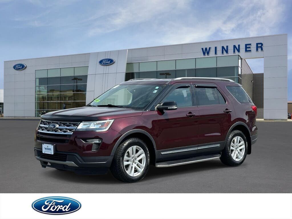 2018 FORD Explorer