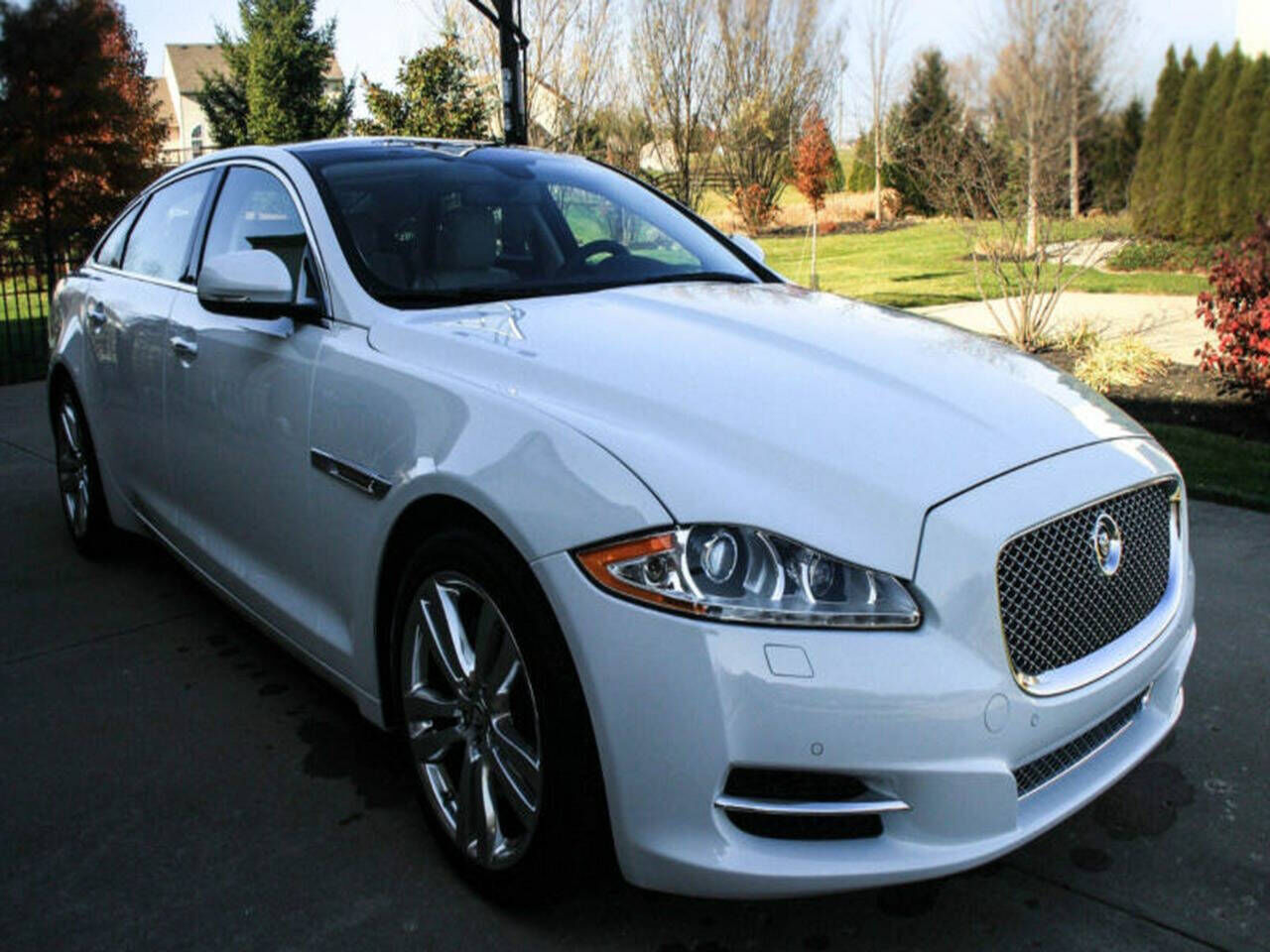 2013 JAGUAR XJ