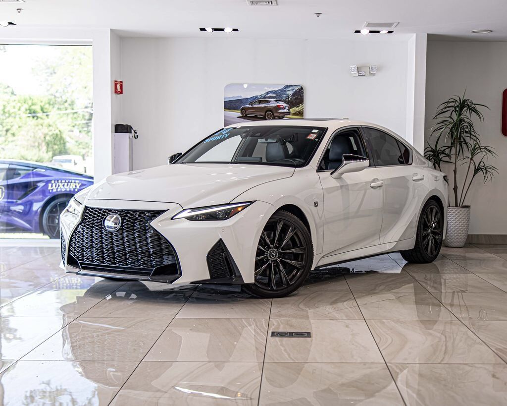 2024 LEXUS IS