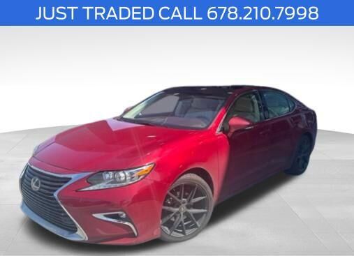 2017 LEXUS ES