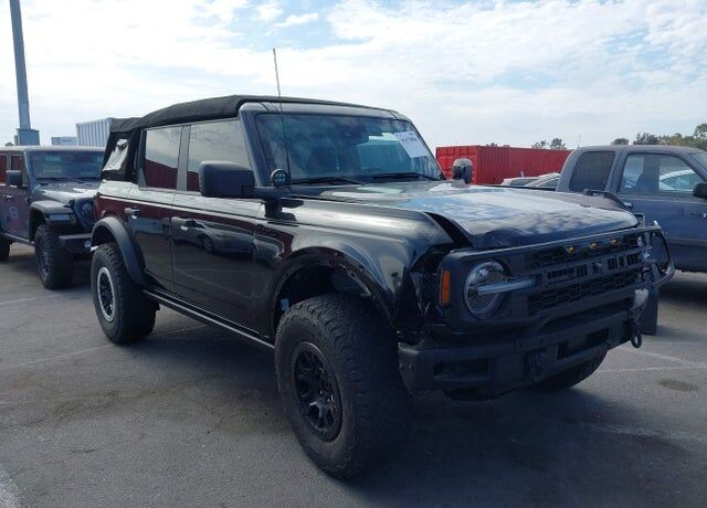 2022 FORD Bronco