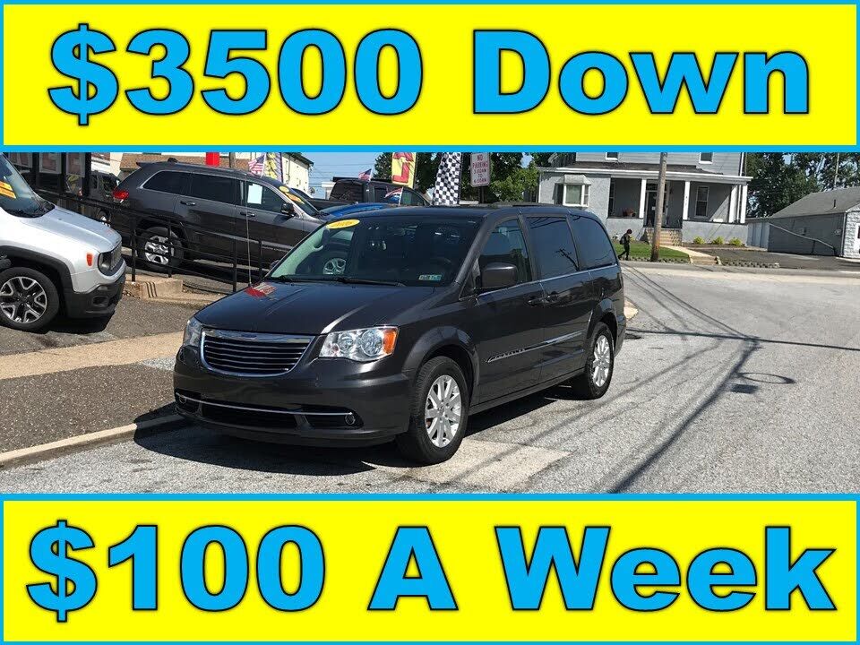2016 CHRYSLER Town and Country