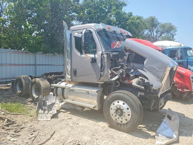 2023 WESTERN STAR 47X Chassis
