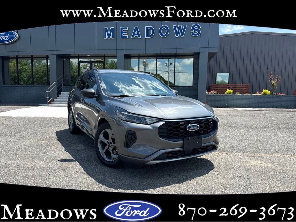 2024 FORD Escape
