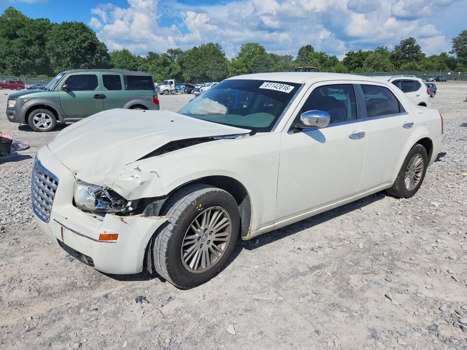 2010 CHRYSLER 300
