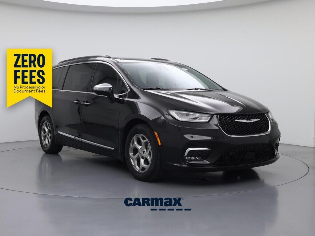 2023 CHRYSLER Pacifica