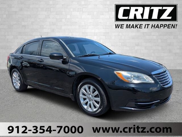 2013 CHRYSLER 200