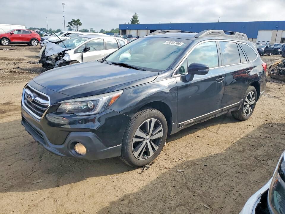 2018 SUBARU Outback