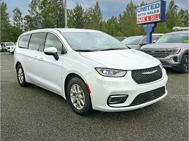 2023 CHRYSLER Pacifica