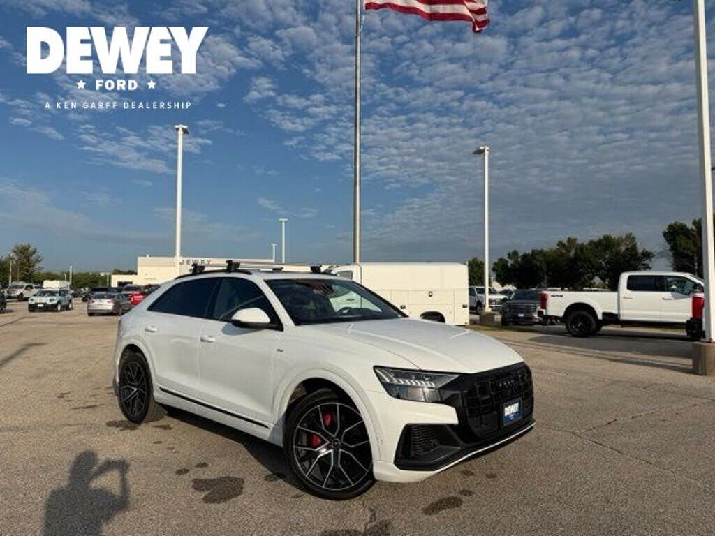 2021 AUDI Q8