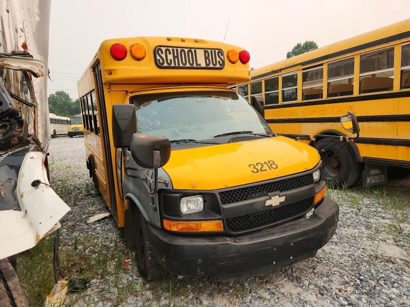 2011 CHEVROLET Express