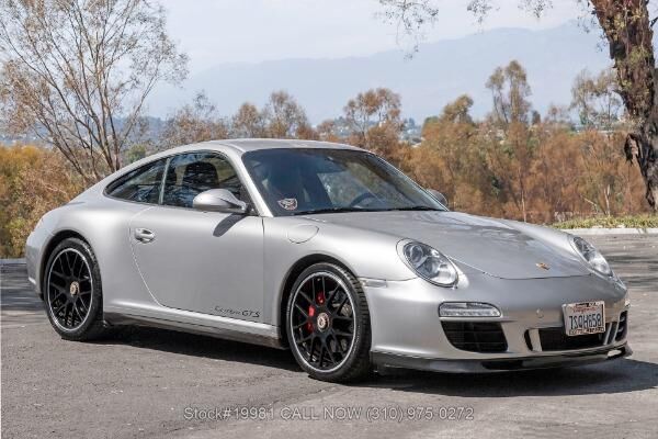 2011 PORSCHE 911