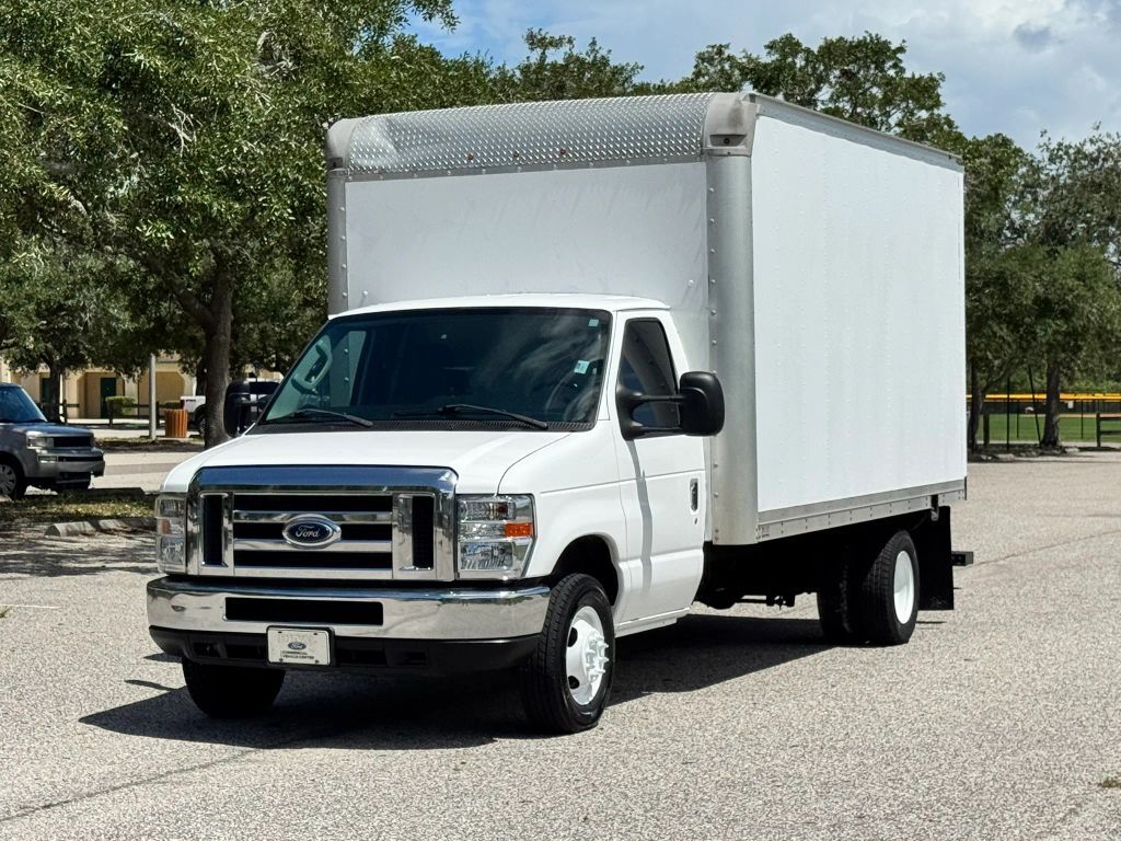 2019 FORD E-350