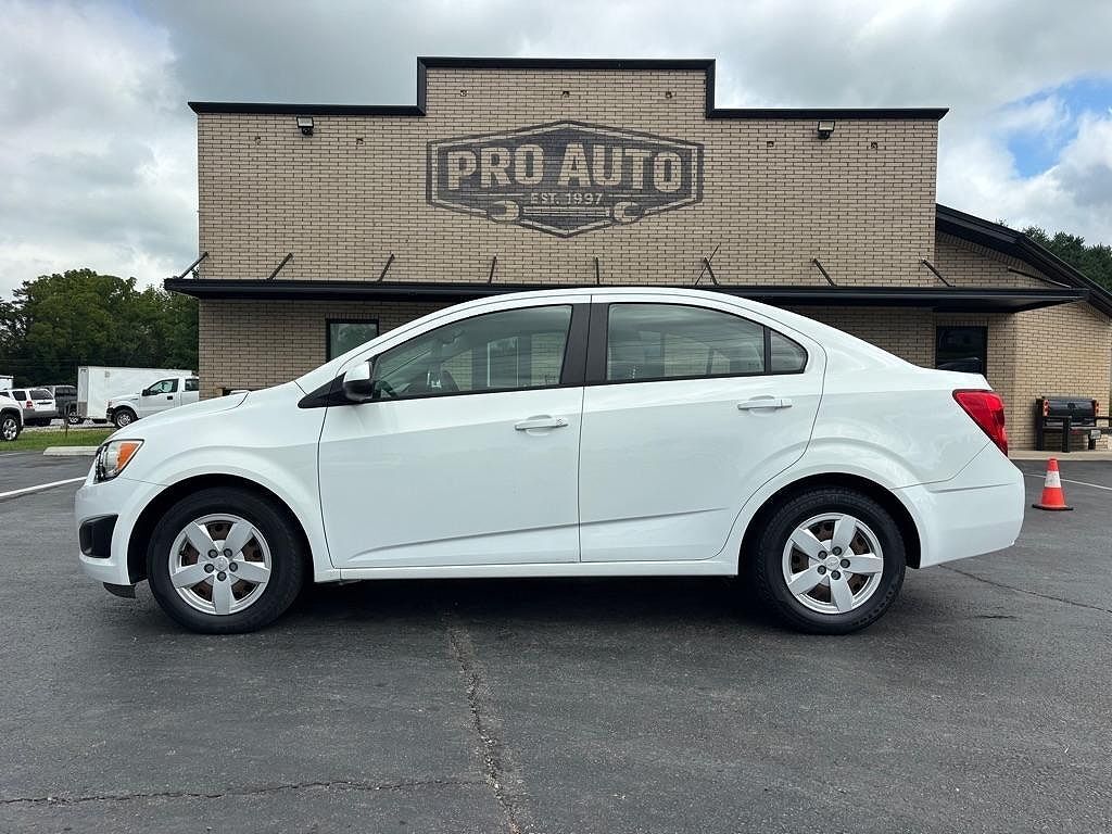 2015 CHEVROLET Sonic