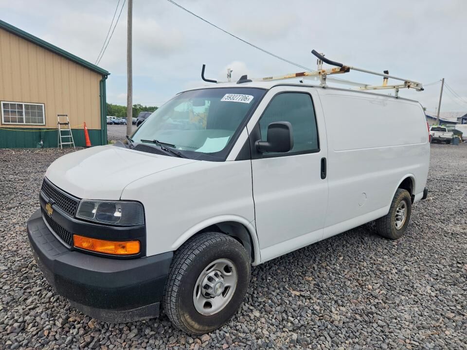 2020 CHEVROLET Express