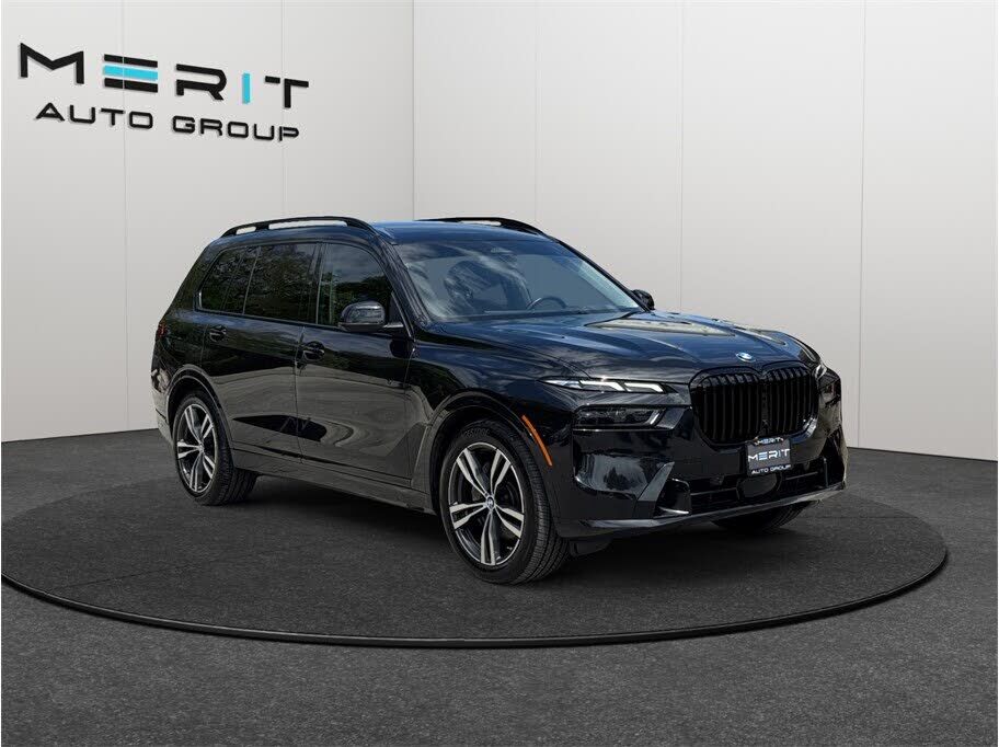 2023 BMW X7