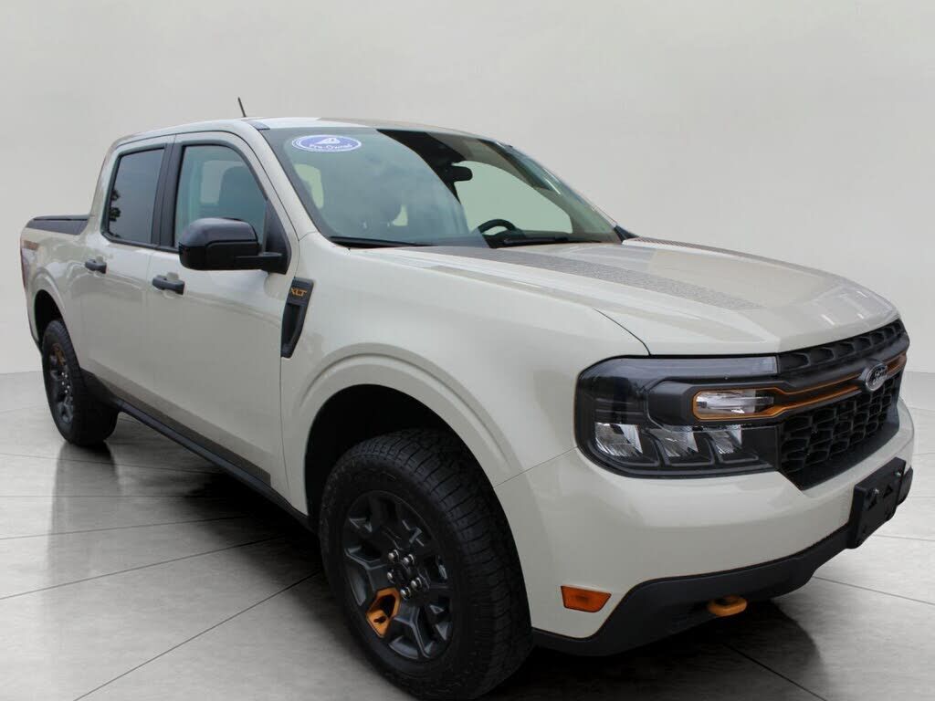 2024 FORD Maverick