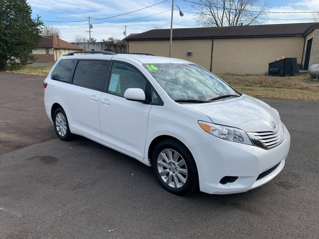 2016 TOYOTA Sienna