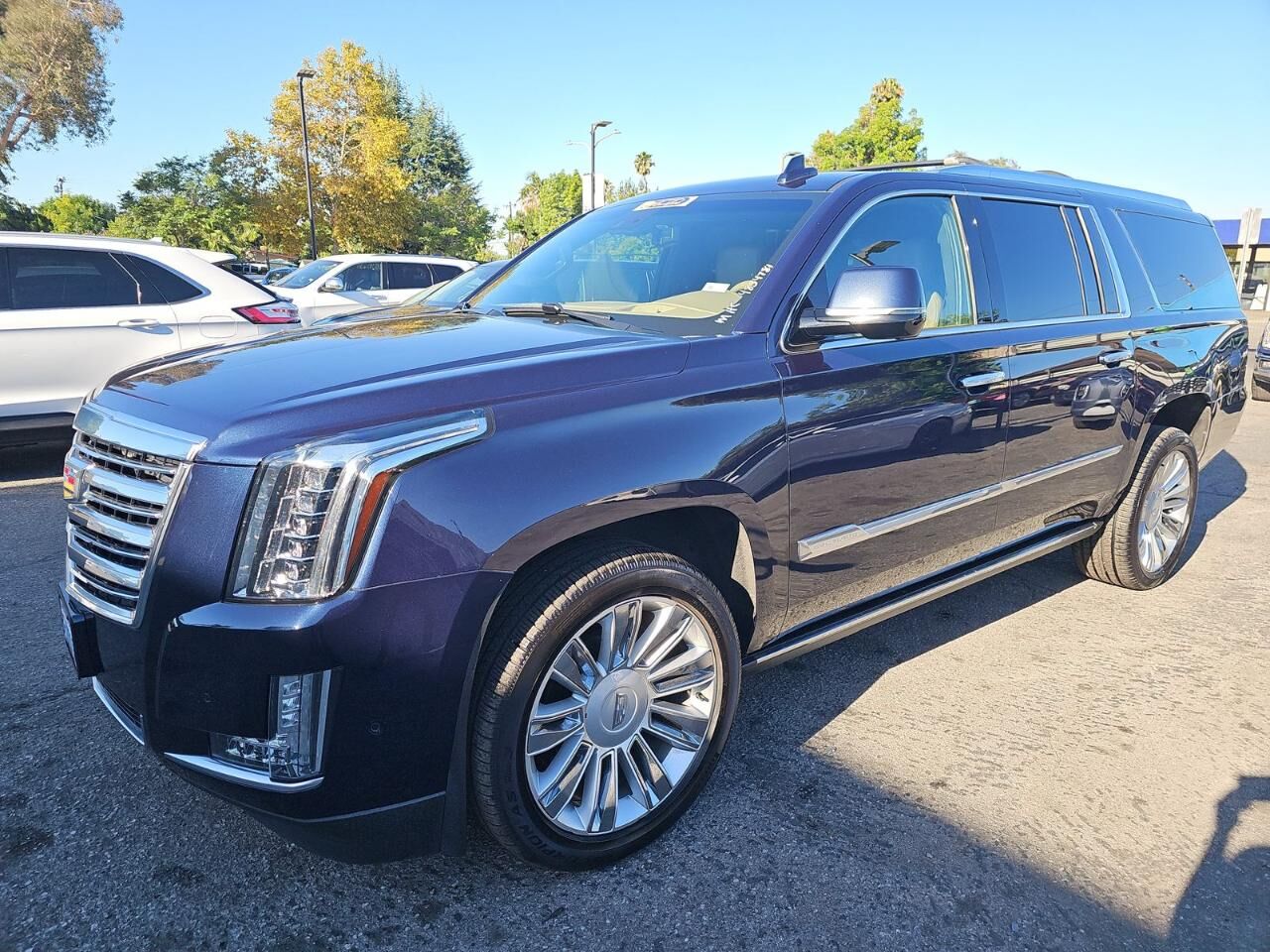 2018 CADILLAC Escalade ESV