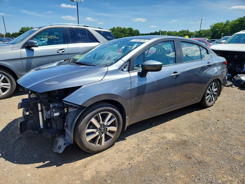 2023 NISSAN Versa