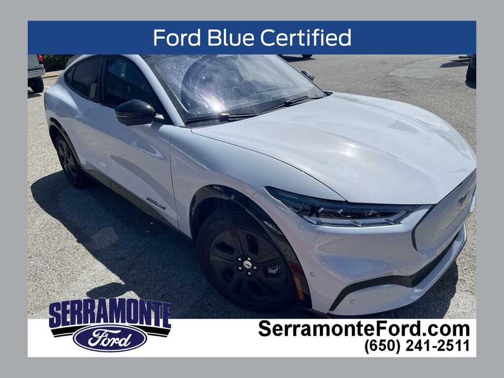 2022 FORD Mach-E