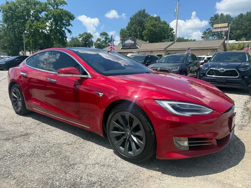 2020 TESLA Model S