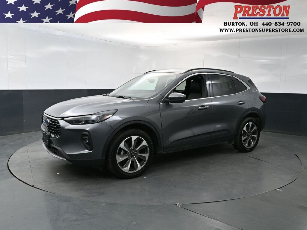 2024 FORD Escape