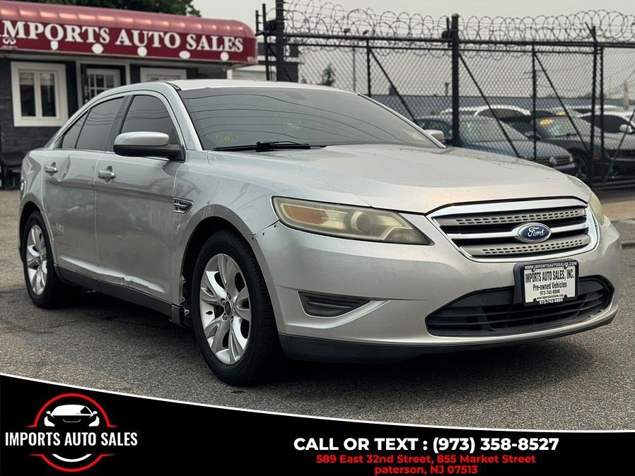 2011 FORD Taurus