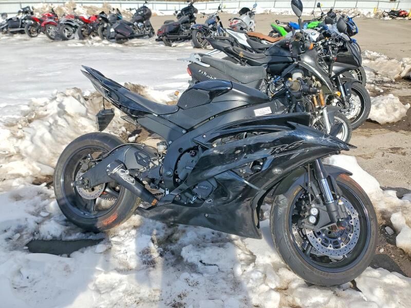2011 YAMAHA YZF