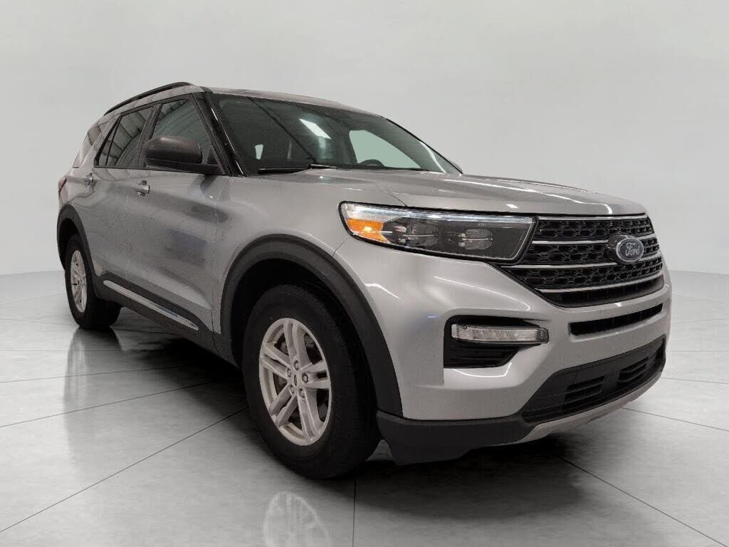 2024 FORD Explorer