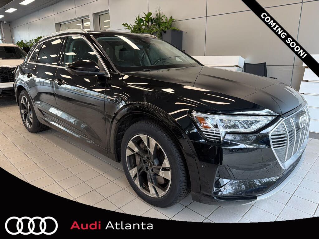 2023 AUDI e-tron