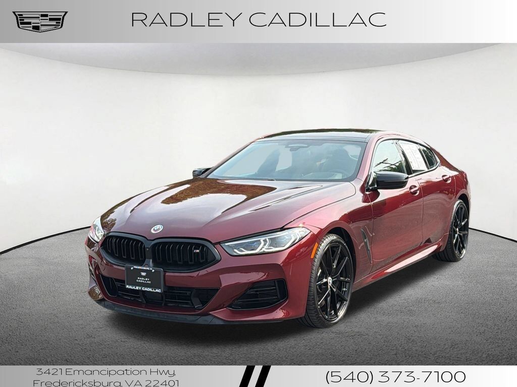 2023 BMW M8