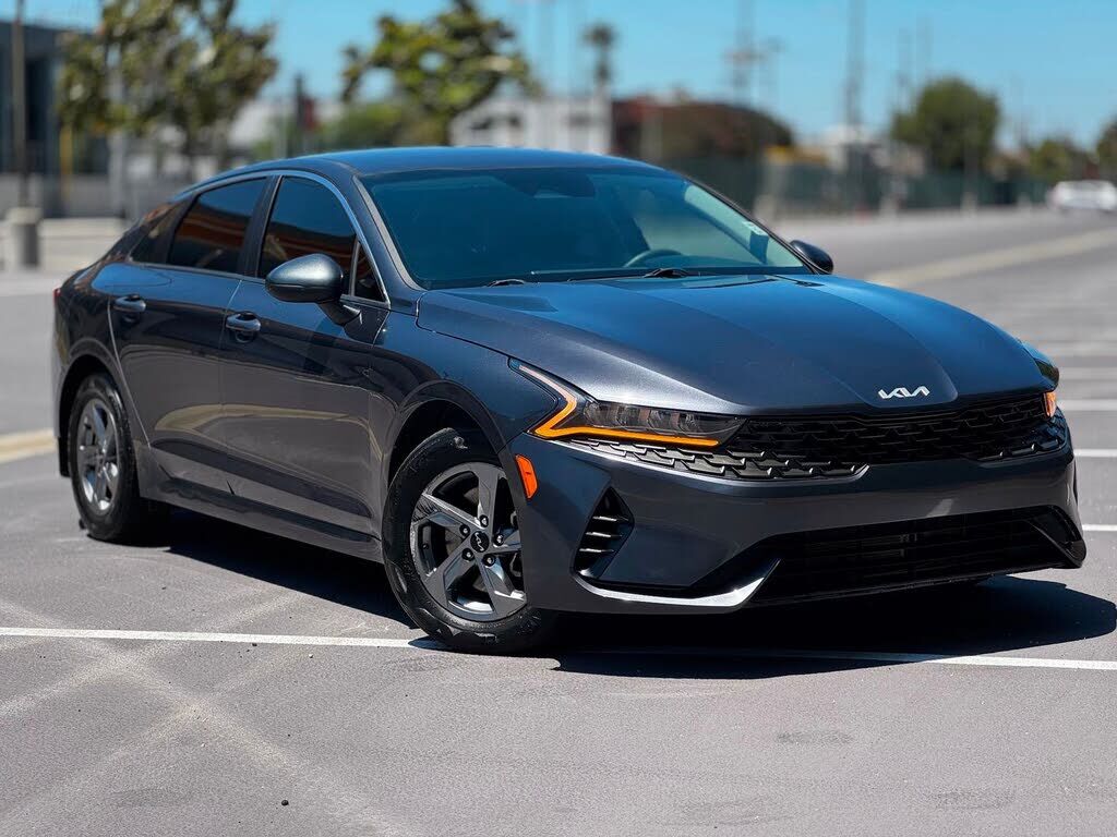 2022 KIA K5