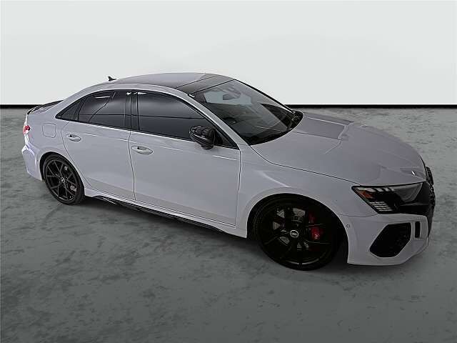 2022 AUDI RS3