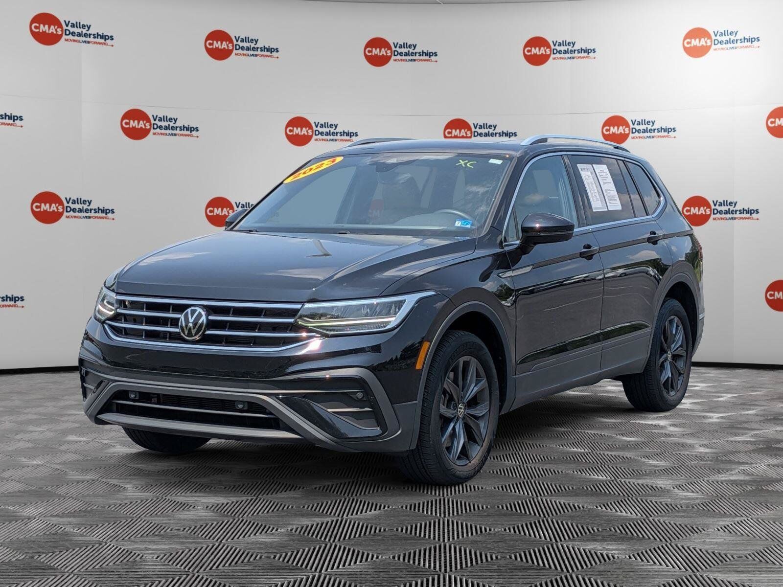 2023 VOLKSWAGEN Tiguan 4Motion