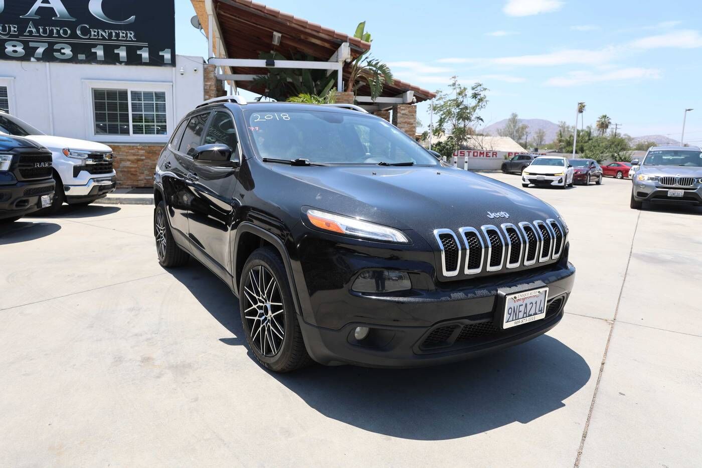 2018 JEEP Cherokee