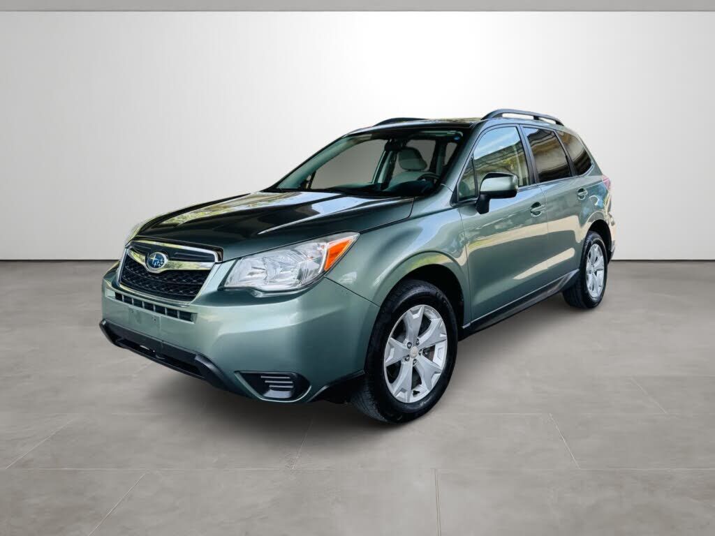 2014 SUBARU Forester