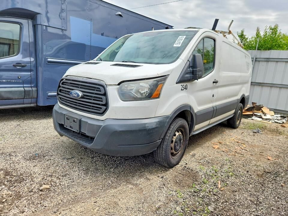 2015 FORD Transit
