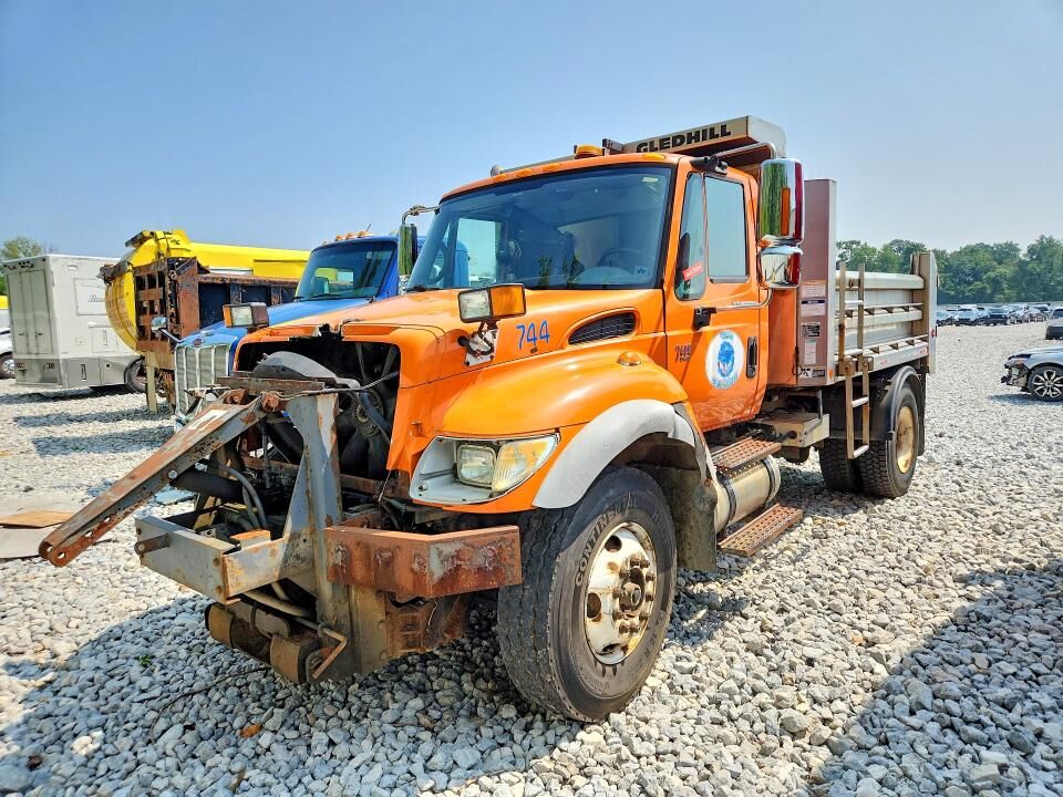 2007 INTERNATIONAL SA525